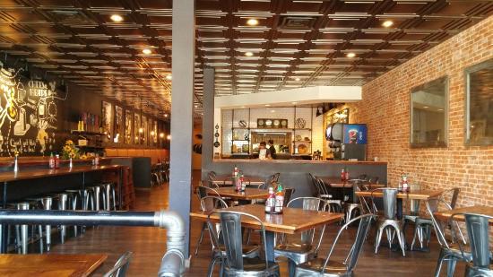 MACS- Macaroni and Cheese Shop